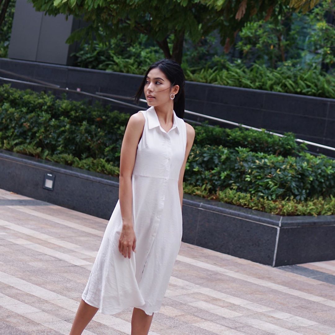Hollyhoque Elite Button-Down Sleeveless Dress White